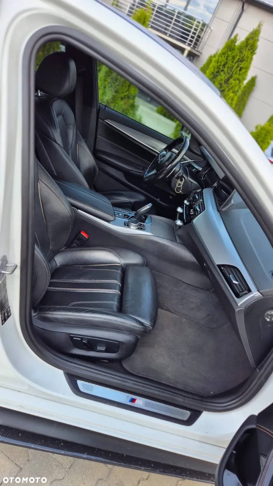 BMW Seria 5 520d xDrive - 11