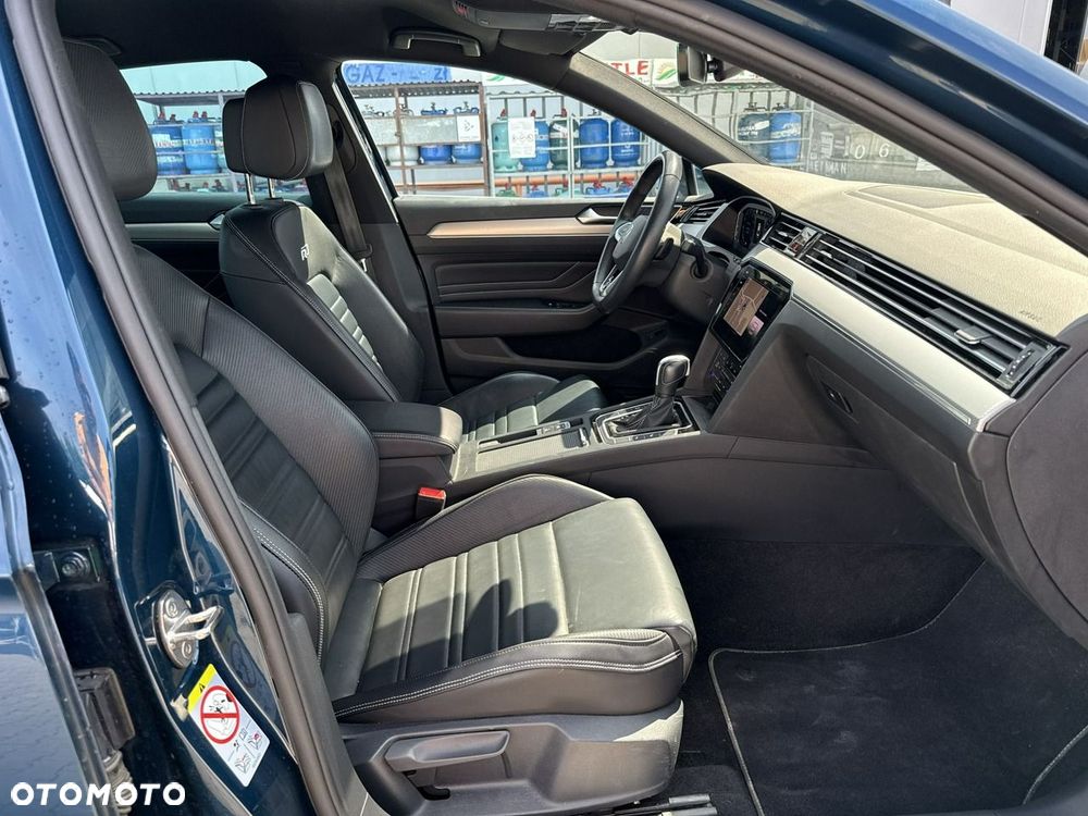Volkswagen Passat 2.0 TSI Elegance DSG - 20