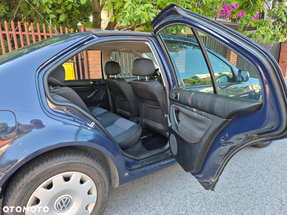 Volkswagen Bora - 12