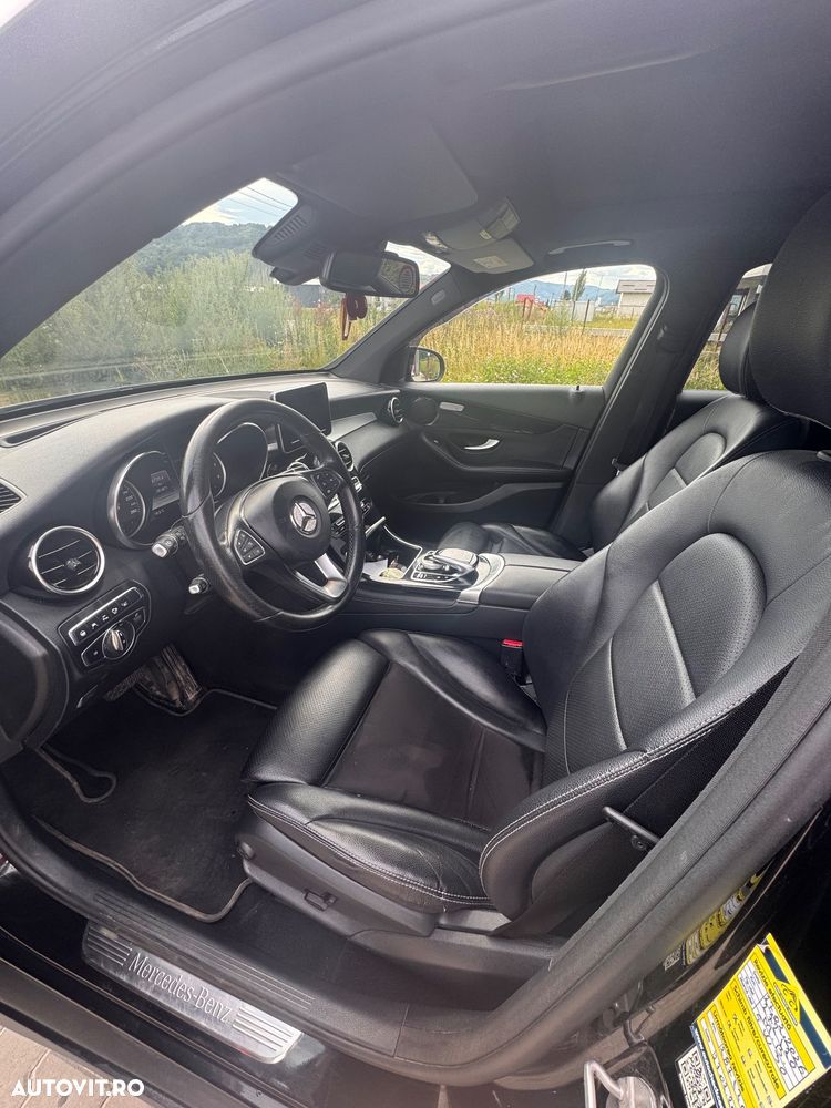 Mercedes-Benz GLC - 9