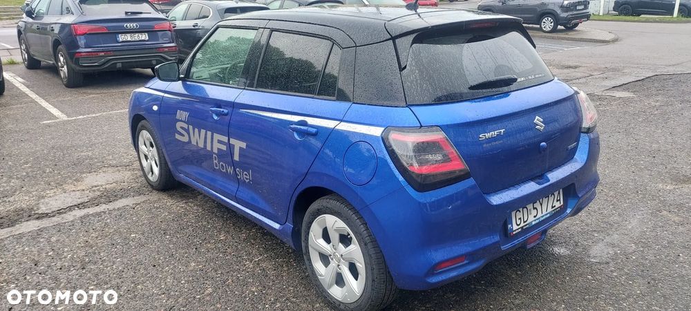 Suzuki Swift 1.2 Dualjet SHVS Premium Plus CVT - 4