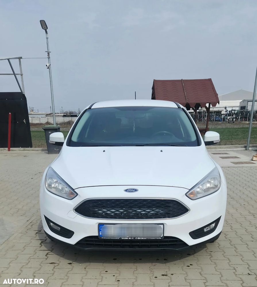 Ford Focus - 1