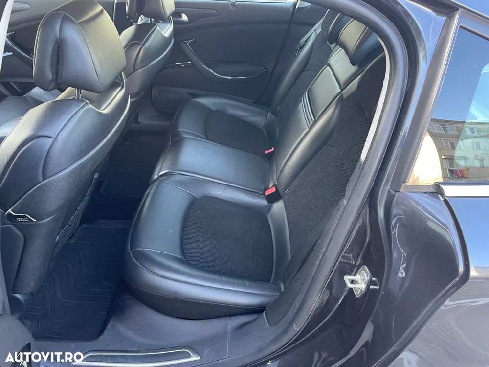 Citroën C5 HDi 165 FAP Aut. Exclusive - 6