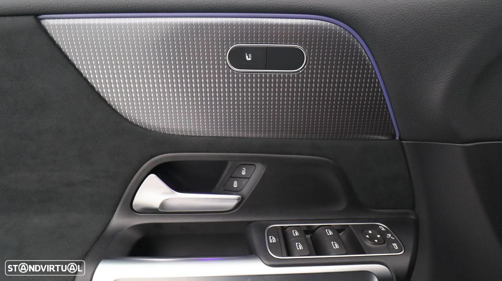 Mercedes-Benz EQB 350 4Matic AMG Line - 18