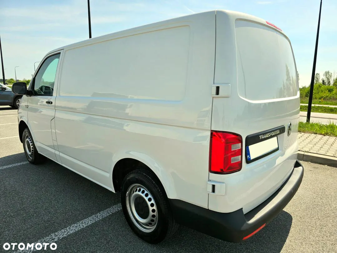 Volkswagen Transporter T6 - 35