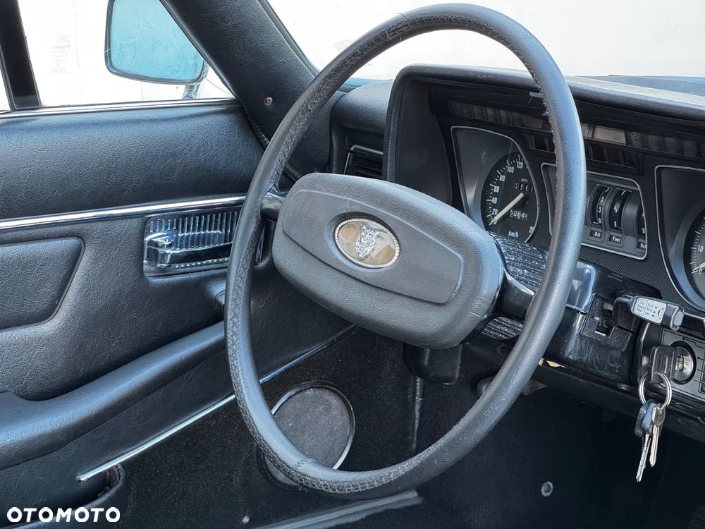 Jaguar XJS - 25