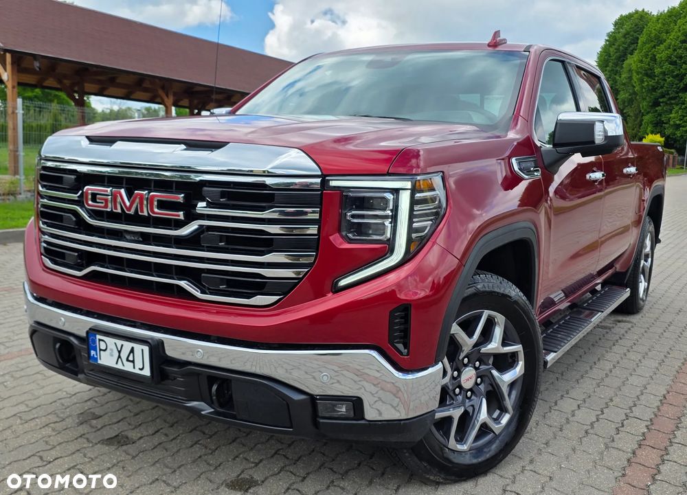 GMC Sierra - 35