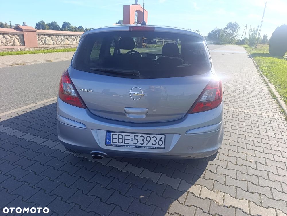 Opel Corsa 1.4 Cosmo - 5