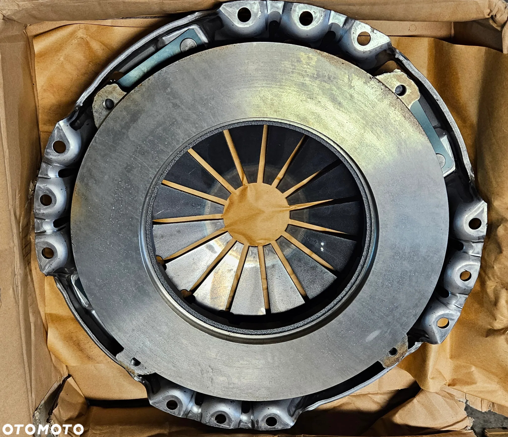 Docisk sprzegła Mitsubishi Canter QME512211 NOWE - 3