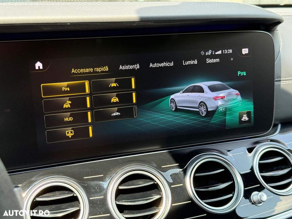 Mercedes-Benz E 53 AMG 4Matic AMG Speedshift 9G-TCT - 17