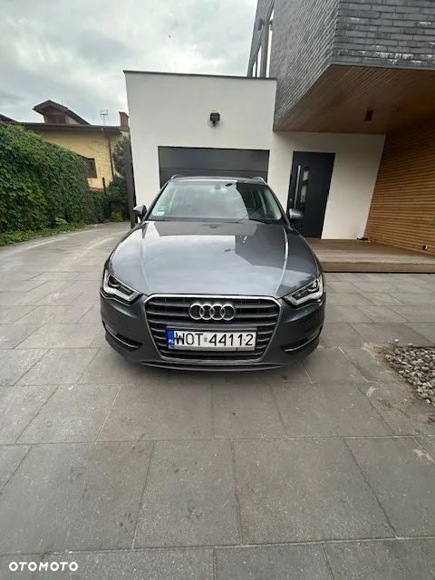 Audi A3 1.6 TDI Attraction - 2