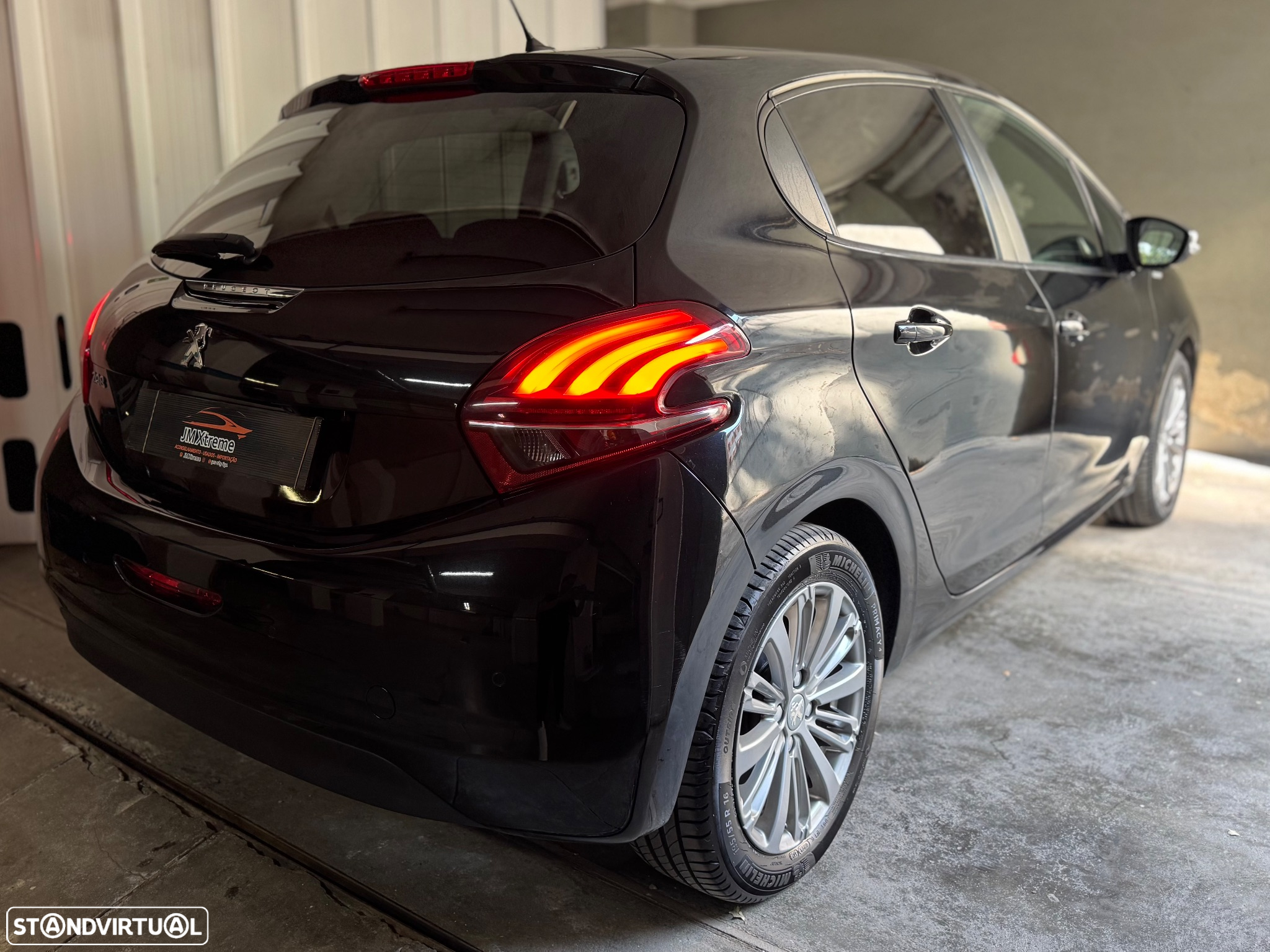 Peugeot 208 1.2 PureTech Style - 4