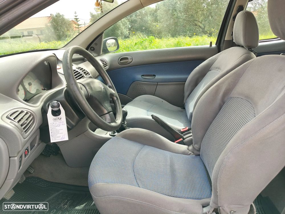 Peugeot 206 1.1 XR Présence - 16