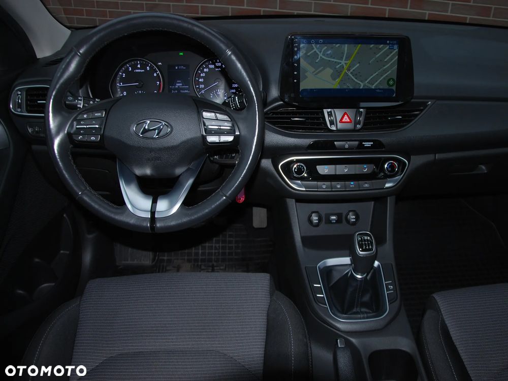Hyundai i30 - 27