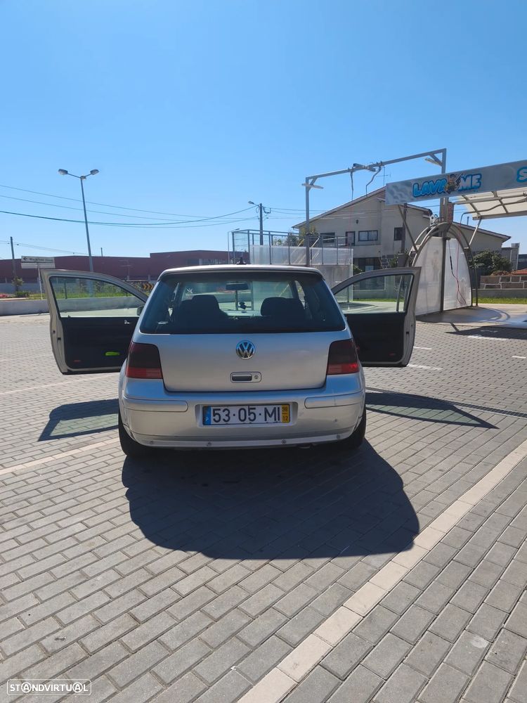 VW Golf 1.9 TDi 25 Anos - 3