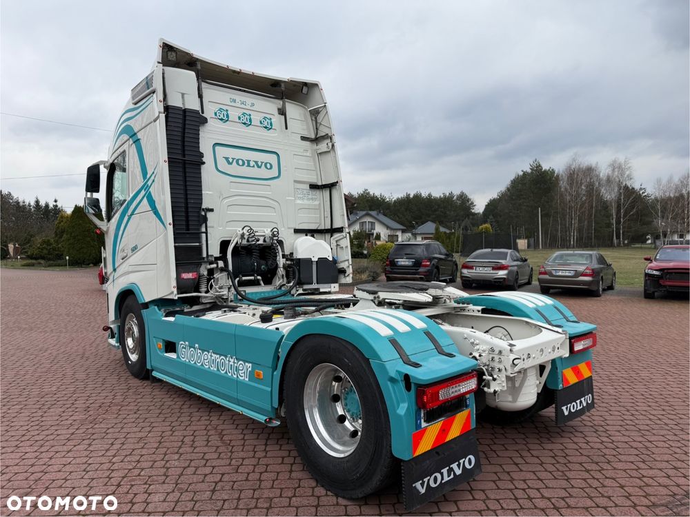 Volvo FH 500 *GLOBETROTTER* NA PODUCHACH* KLIMA POSTOJOWA* NAVI* LODÓWKA* KOŁA NOWE* XENON* HYDRAULIKA DWUOBWODOWA* OBSZYTY ŚRODEK* Z FRANCJI - 5