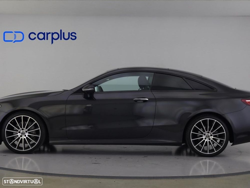 Mercedes-Benz E 220 d AMG Line - 4