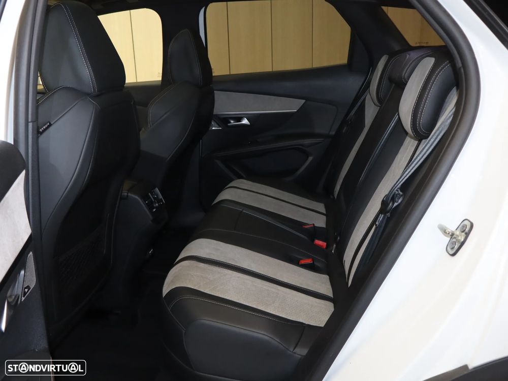Peugeot 3008 1.6 Hybrid GT Pack e-EAT8 - 14