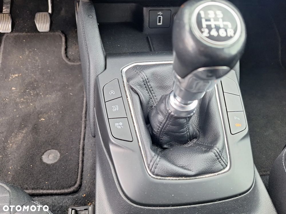 Ford Focus 1.0 EcoBoost Titanium Business - 15