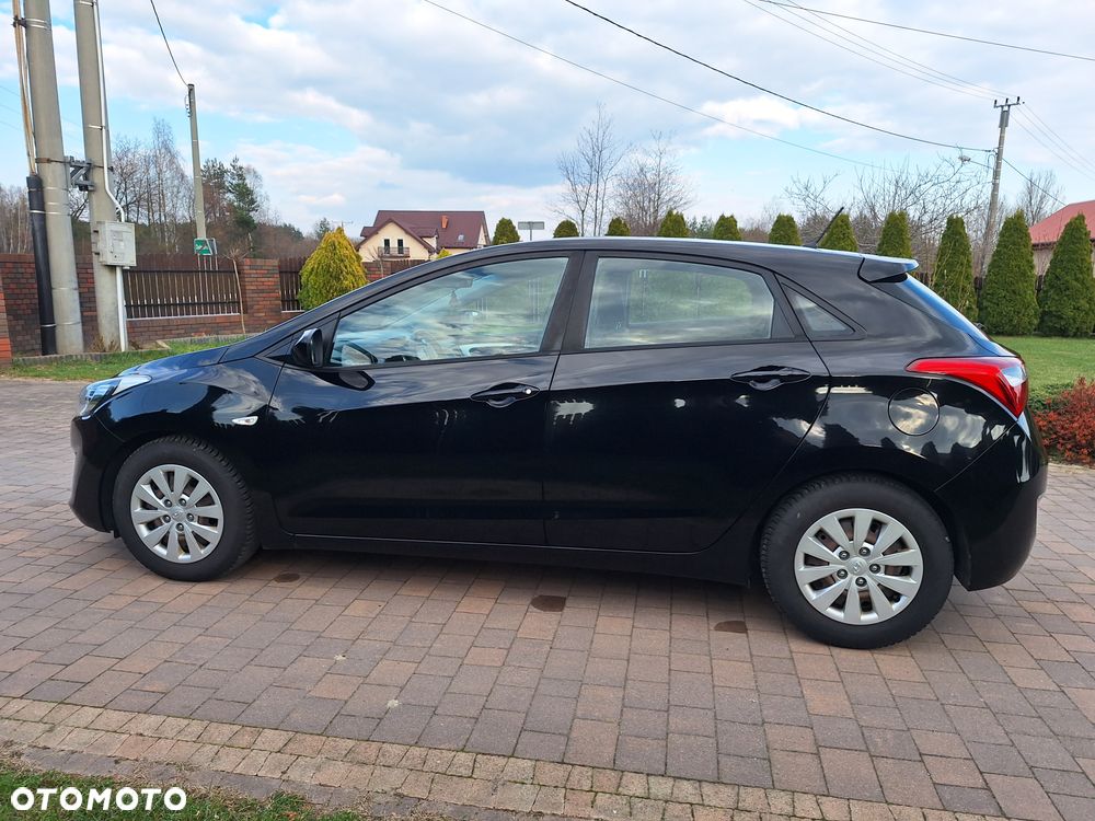 Hyundai i30 1.4 Classic EU5 - 10