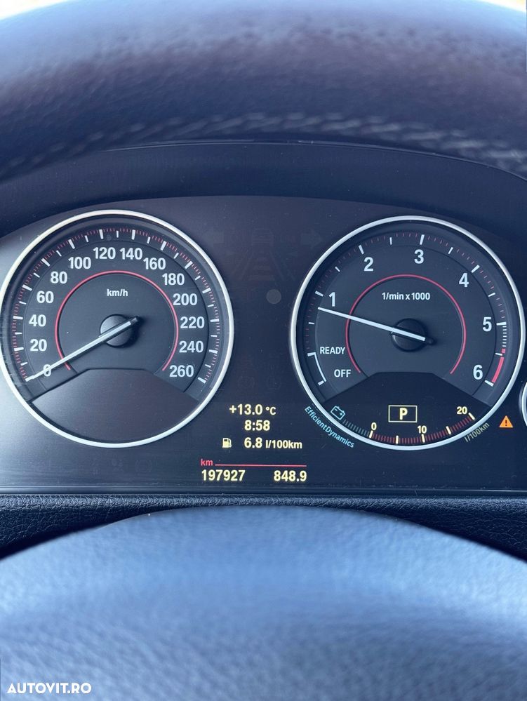 BMW Seria 3 320d Aut. Blue Performance Sport Line - 9