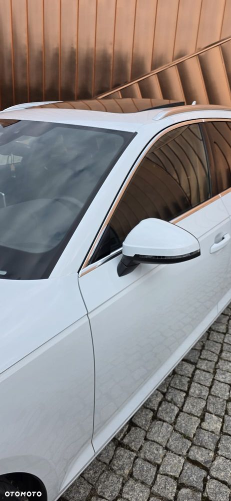 Audi A4 Avant 40 TDI quattro S tronic S line - 9