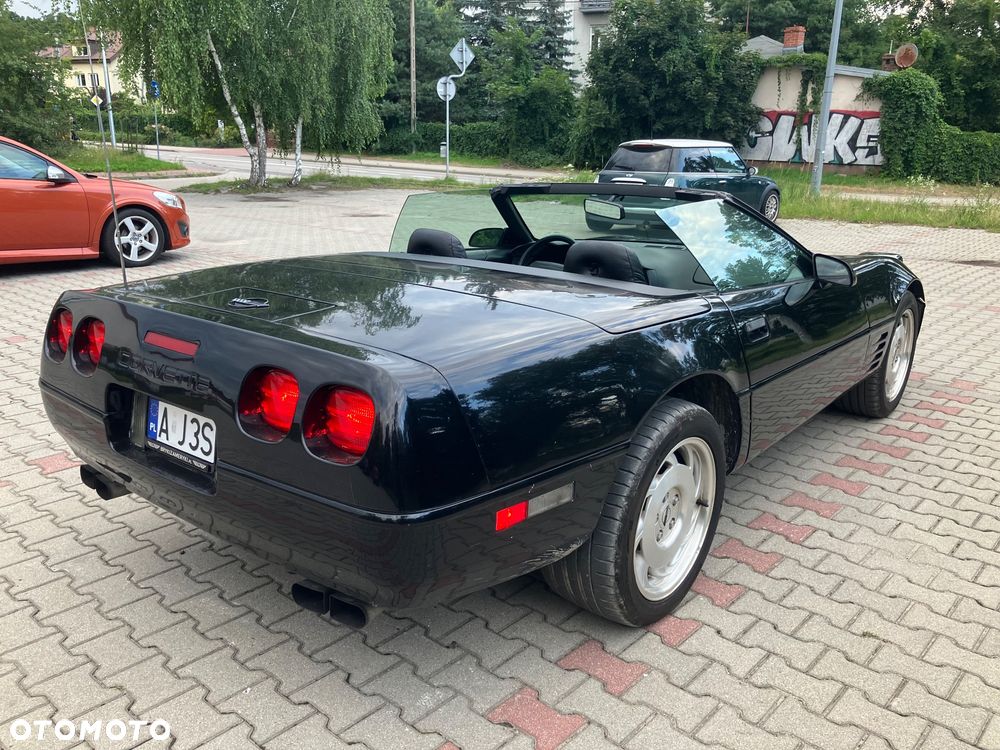 Chevrolet Corvette Convertible 5.7 - 12