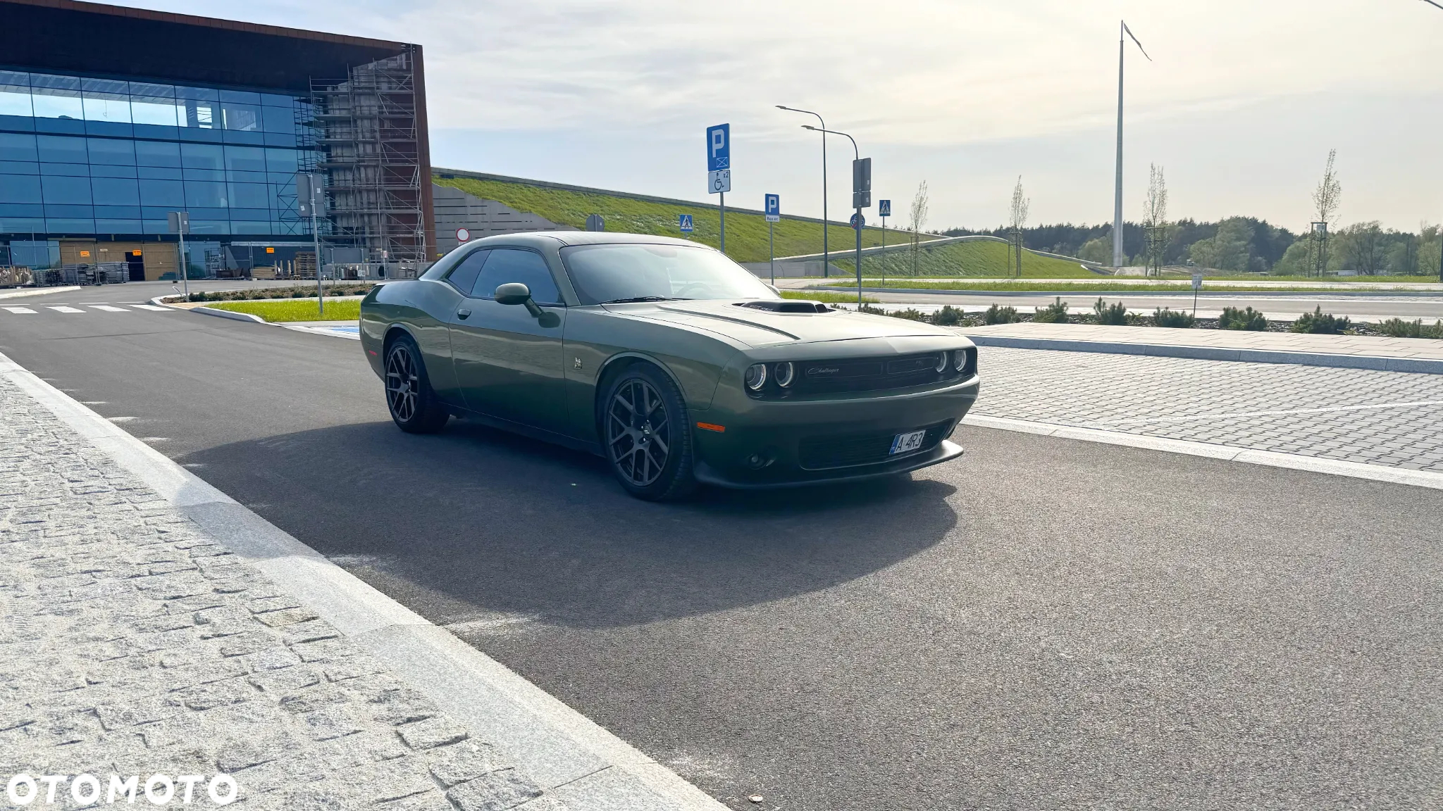 Dodge Challenger - 4