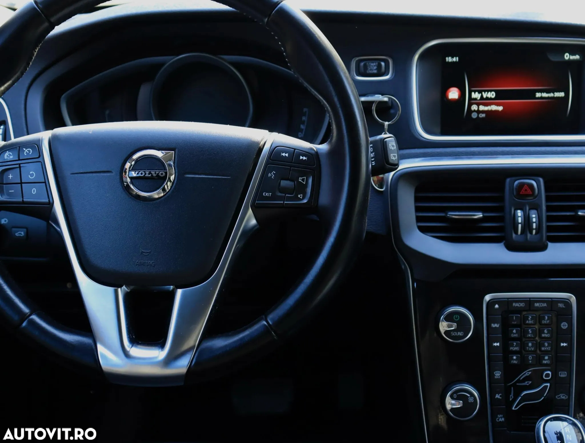Volvo V40 D3 Geartronic - 11