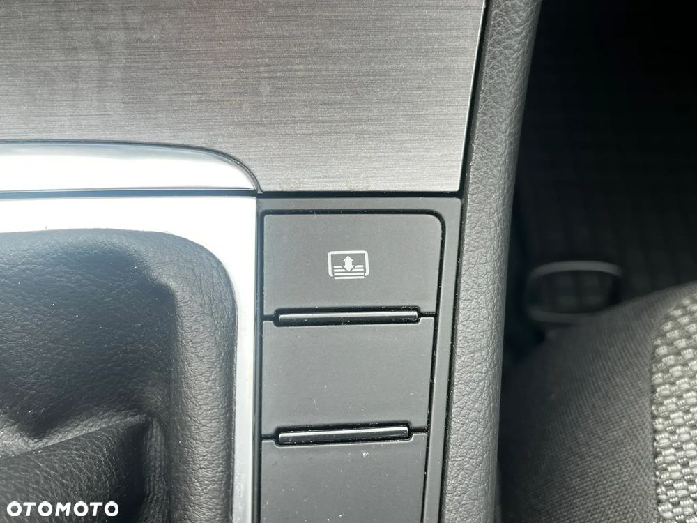 Volkswagen Passat 1.4 TSI Comfortline - 31