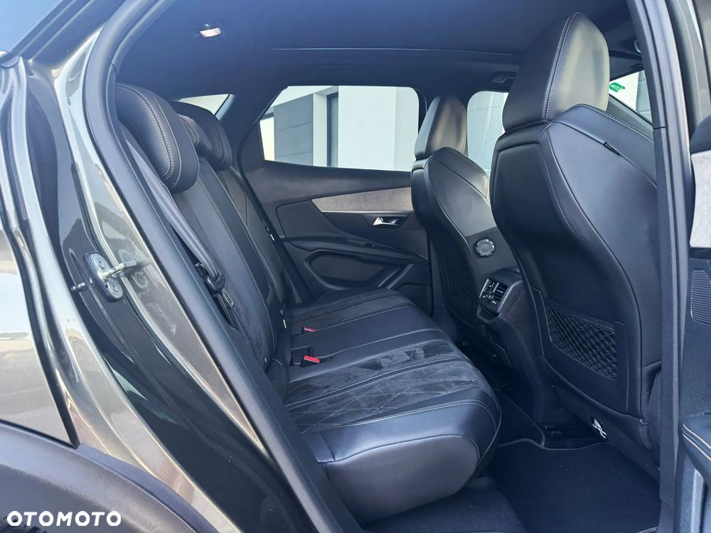 Peugeot 3008 2.0 BlueHDi GT S&S EAT8 - 27