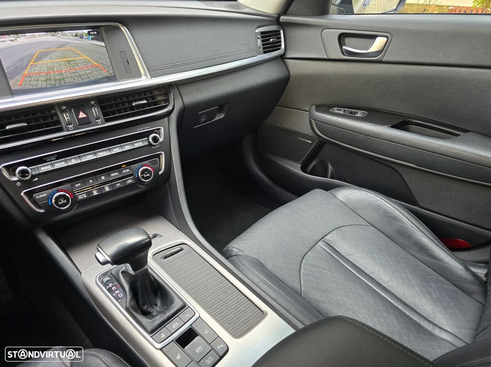 Kia Optima SW 2.0 CVVT PHEV - 9