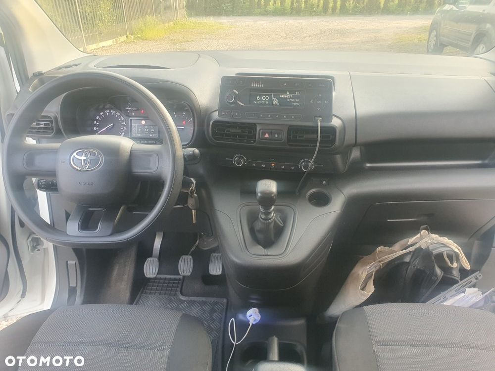 Toyota Proace City Verso 1.5 D-4D Family - 15