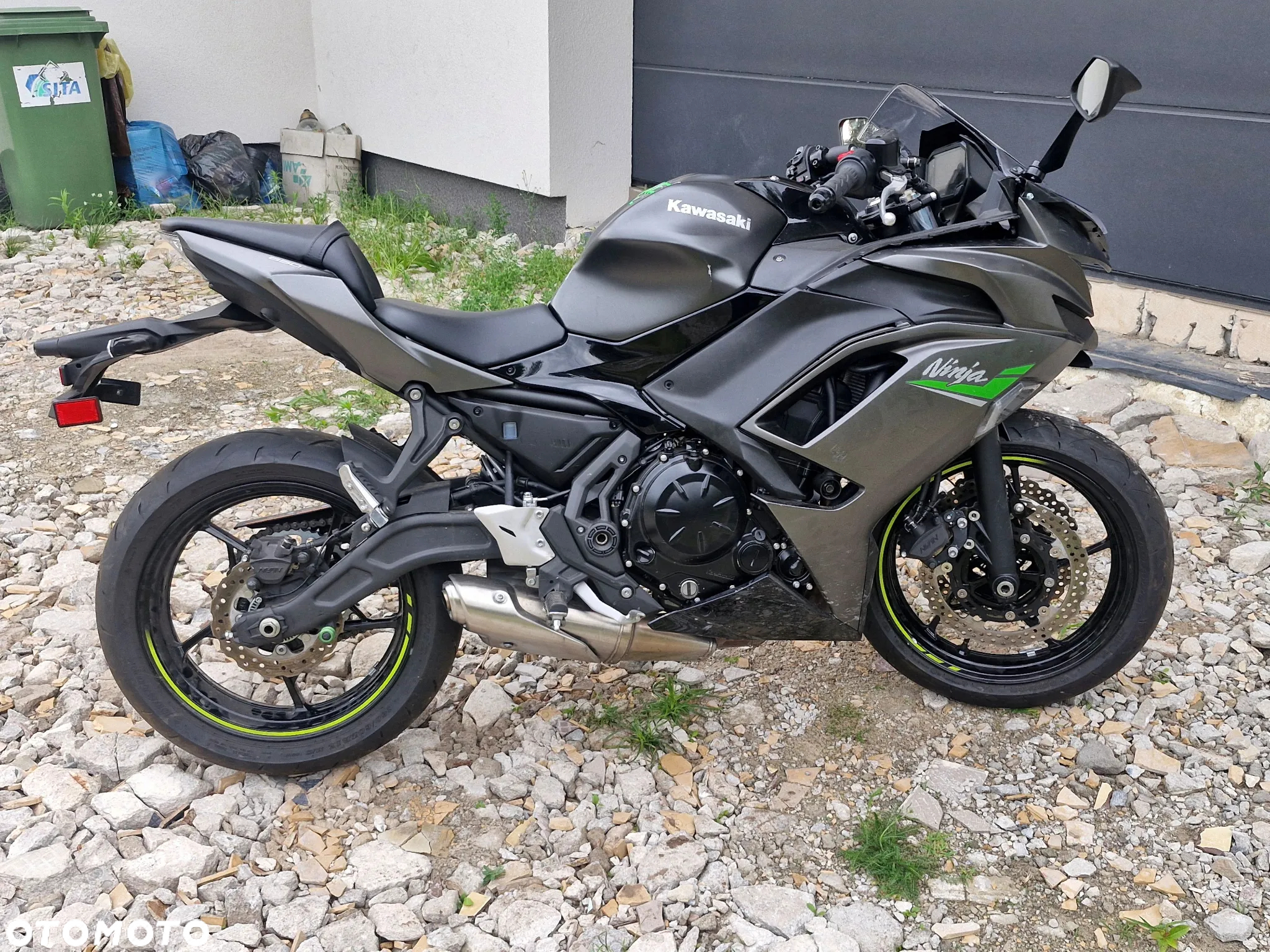Kawasaki Ninja - 6