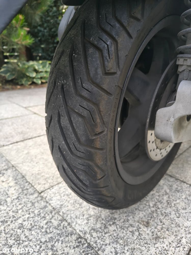 Yamaha X-max - 5