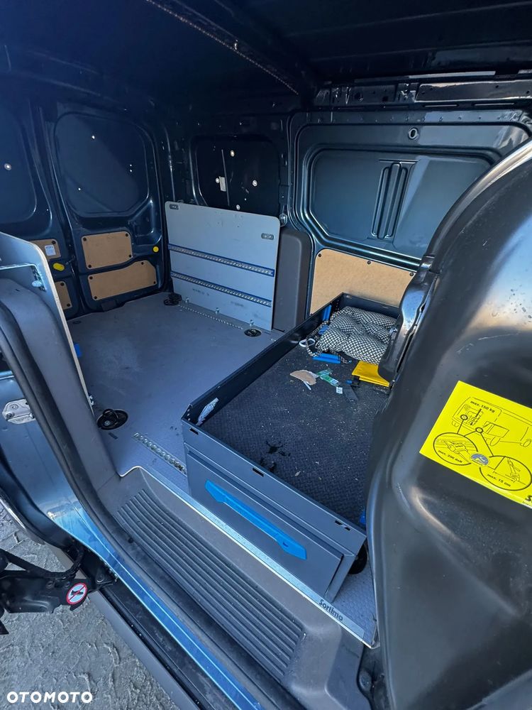 Ford Transit Connect - 14