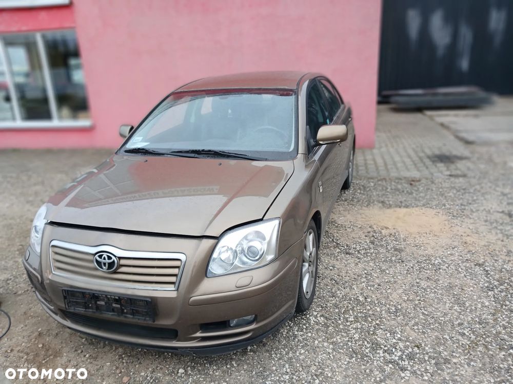 TOYOTA AVENSIS T25 2.0 D4D LAK. LA16 CAŁA NA CZĘŚCI CZESCI - 1