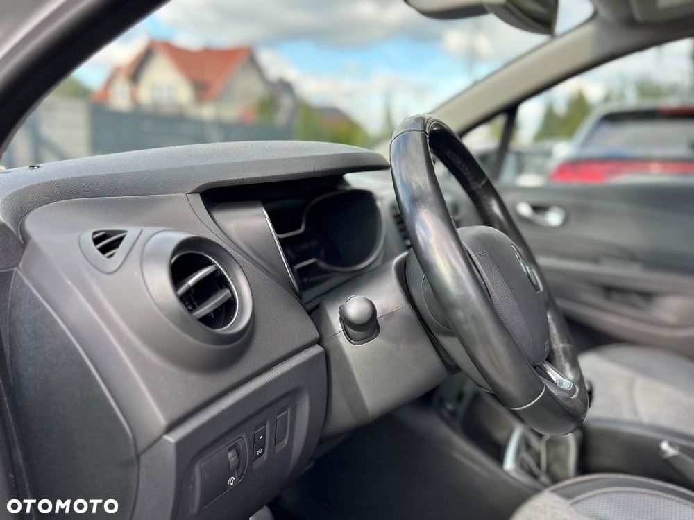 Renault Captur ENERGY TCe 120 Crossborder - 17