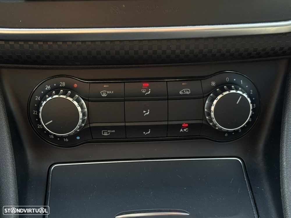 Mercedes-Benz A 180 d Urban - 15