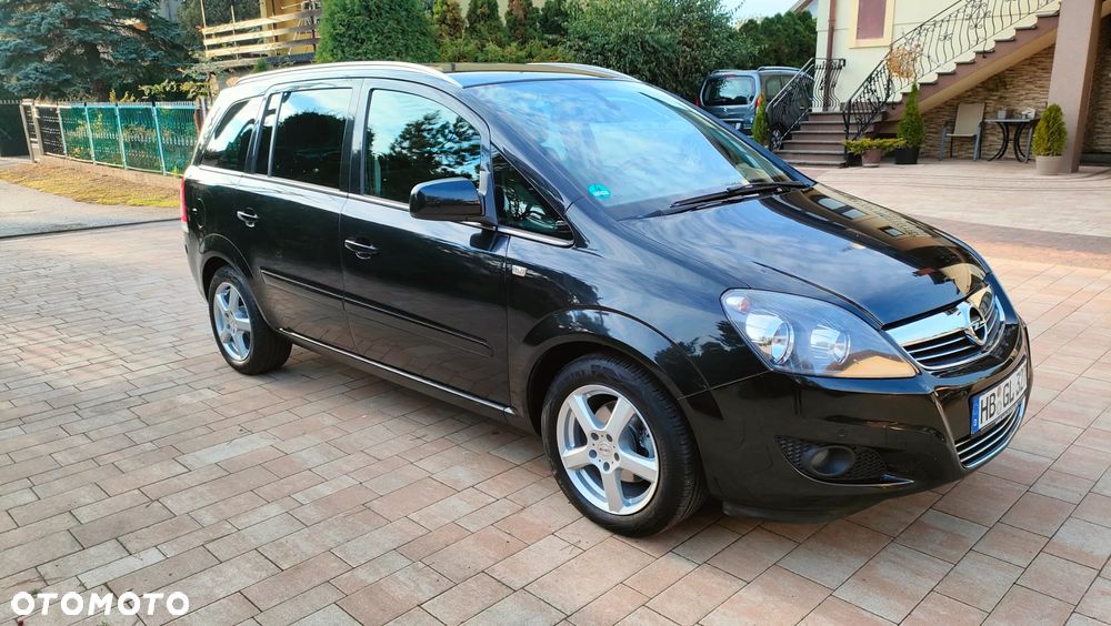 Opel Zafira 1.8 Cosmo - 3