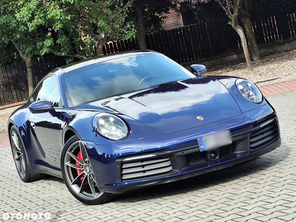 Porsche 911 Carrera S - 10