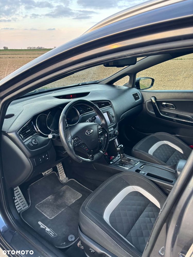 Kia Ceed 1.6 CRDi 136 DCT ISG GT Line - 10
