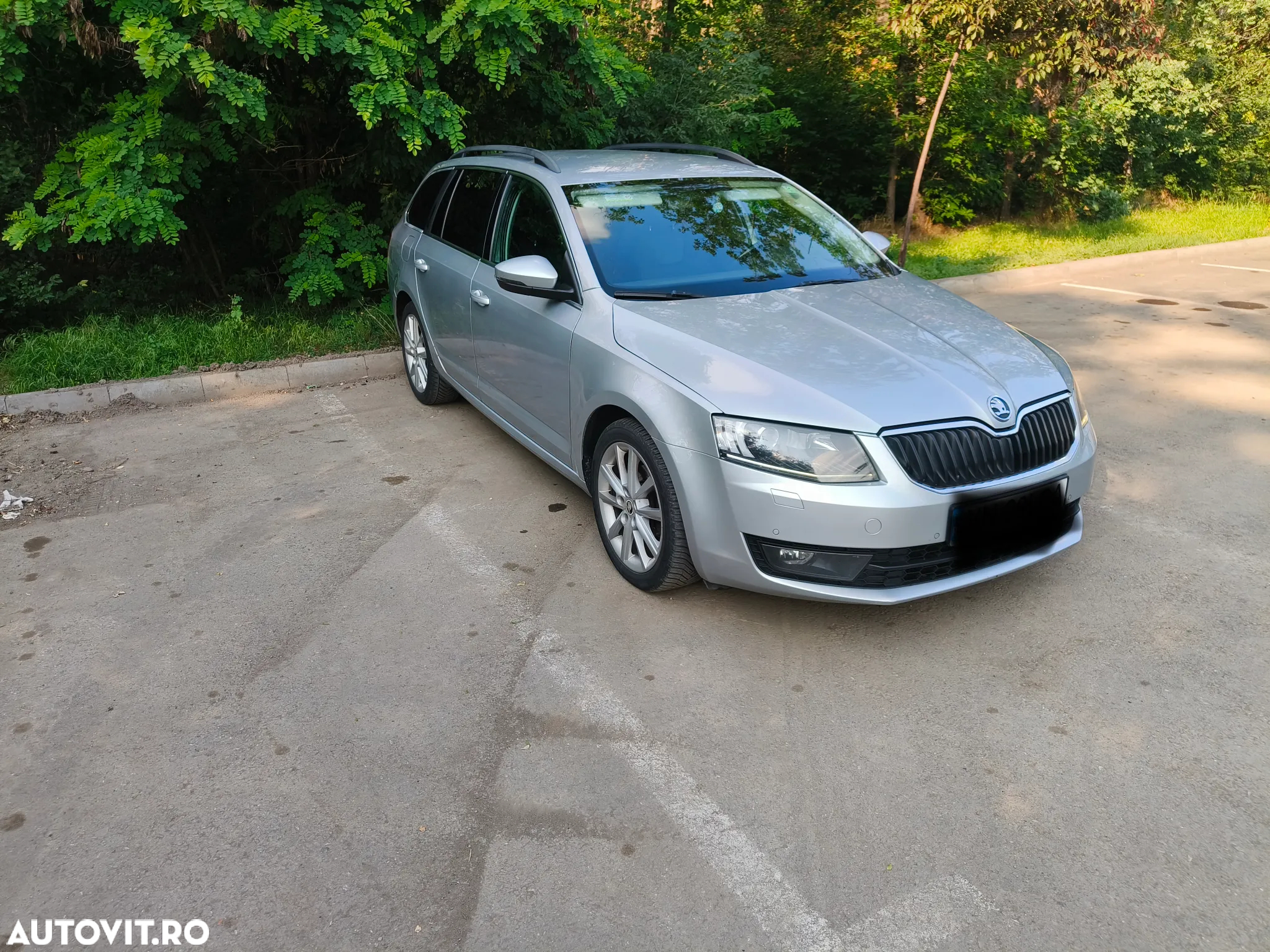 Skoda Octavia 2.0 TDI DSG Style - 4