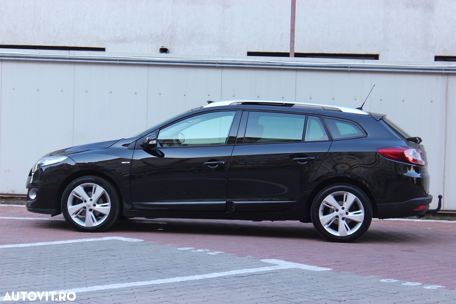 Renault Megane ENERGY dCi 110 Start & Stop Bose Edition - 12