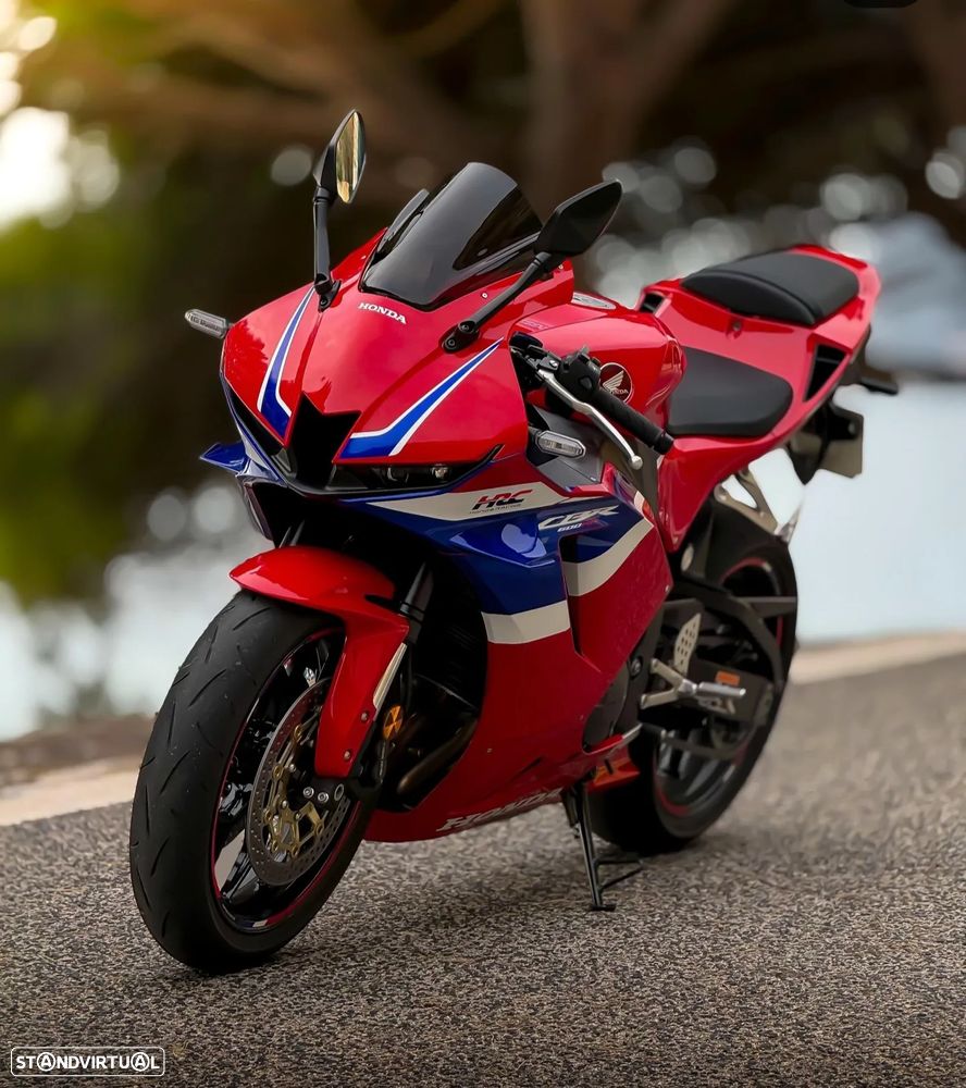 Honda CBR - 3