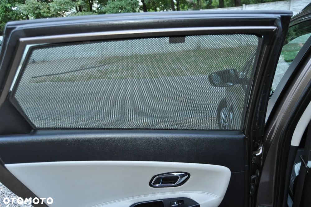 Kia Ceed 1.6 GDI Dream Team Edition - 16