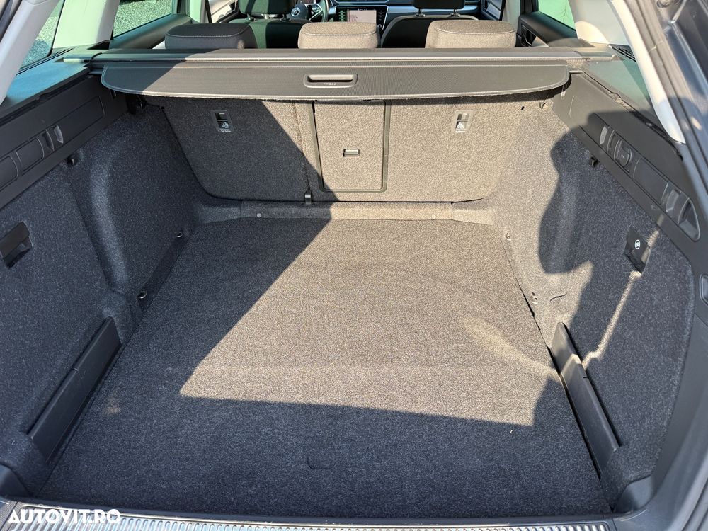 Skoda Superb 2.0 TDI DSG Active - 19
