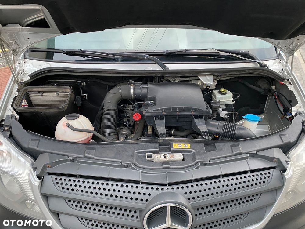Mercedes-Benz Sprinter - 23
