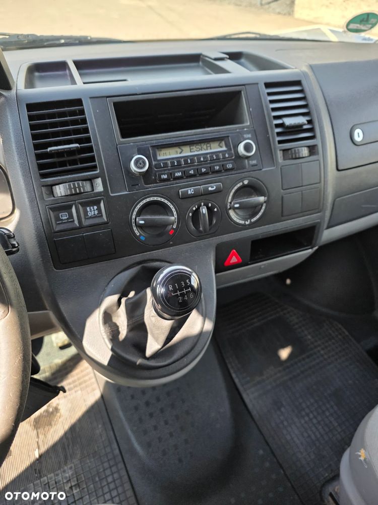 Volkswagen Transporter Shuttle Lang - 6