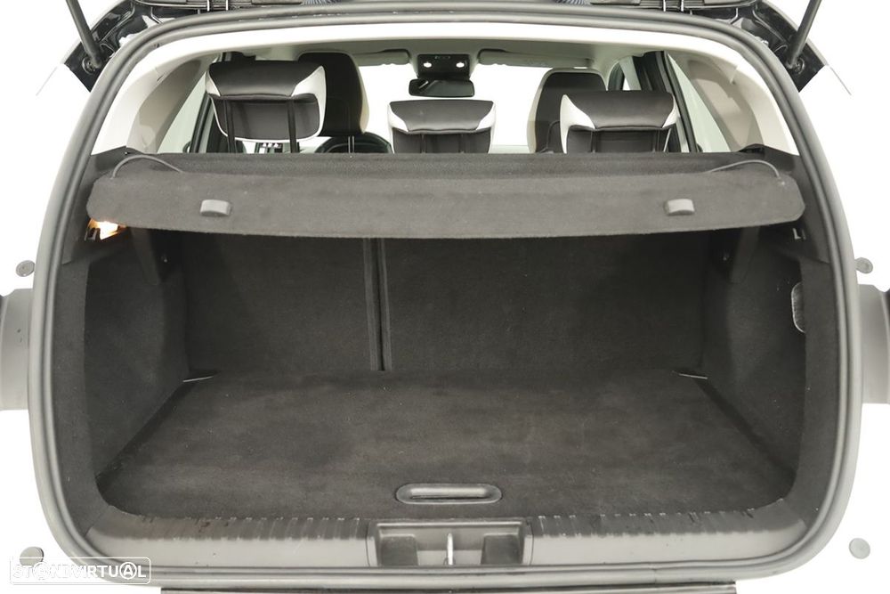 Renault Captur 1.0 TCe Techno Bi-Fuel - 26